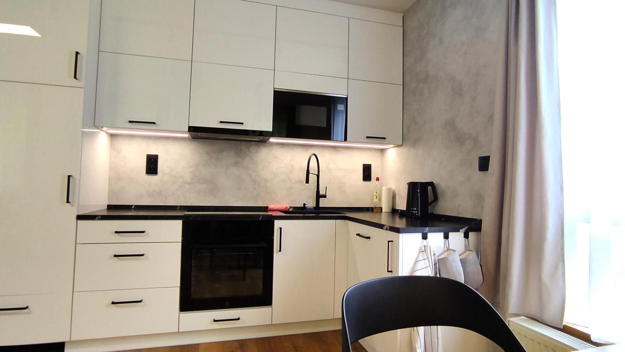 WELLNESS APARTMÁN RESIDENT HARRACHOV C308 Horský apartmán 2KK s velkou terasou a vlastním parkováním v garáži Harrachov Exterior foto