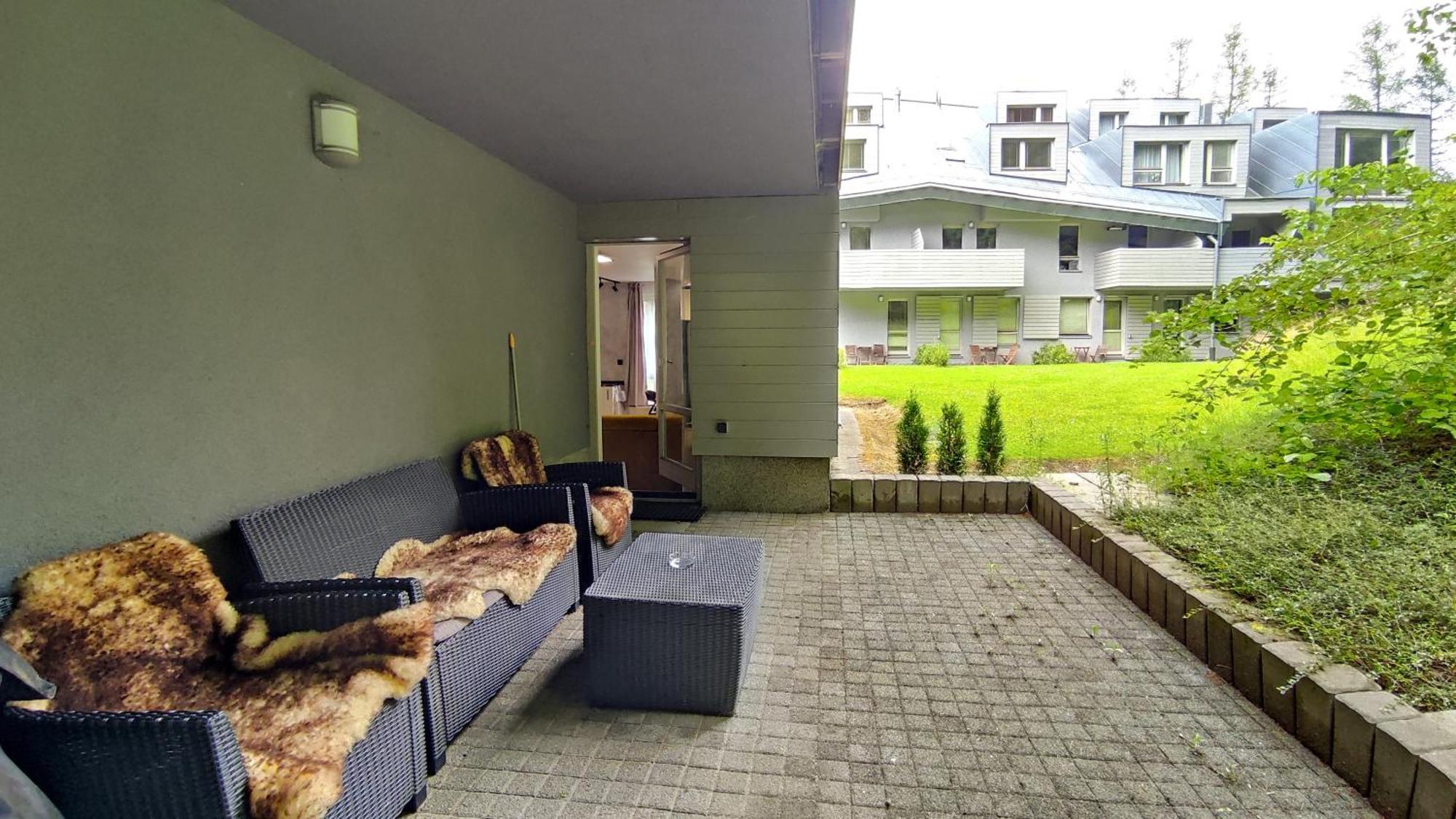 WELLNESS APARTMÁN RESIDENT HARRACHOV C308 Horský apartmán 2KK s velkou terasou a vlastním parkováním v garáži Harrachov Exterior foto